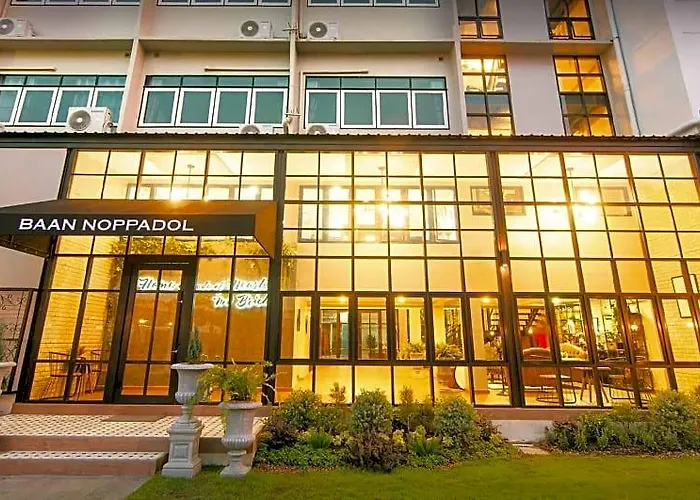 Baan Noppadol & Bangna 2* Bangkok